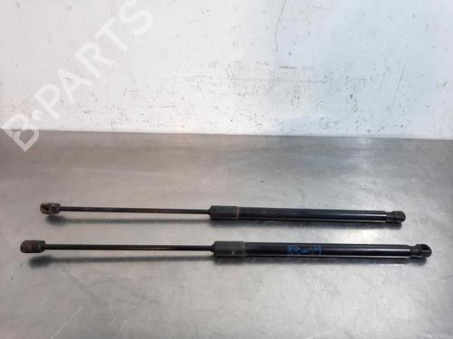 Used Tailgate lift support OPEL ASTRA K Sports Tourer (B16) 1.6 CDTi (35) (110 hp) 23586531