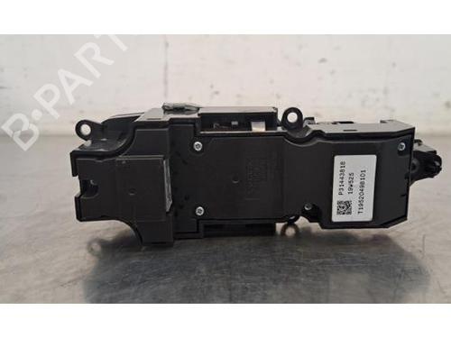 Switch VOLVO XC60 II (246) D4 | BP29985035I30