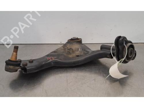 Used Right front suspension arm MERCEDES-BENZ V-CLASS (W447) V 250 BlueTEC / d (447.811, 447.813, 447.815) (190 hp) 30381540