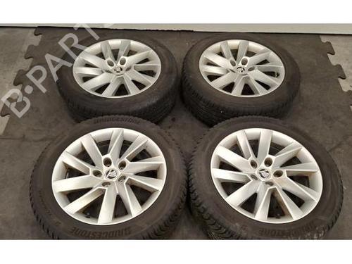 Used Wheel set Wheel set SKODA SUPERB III Estate (3V5) 1.6 TDI (120 hp) 39417862 39417862