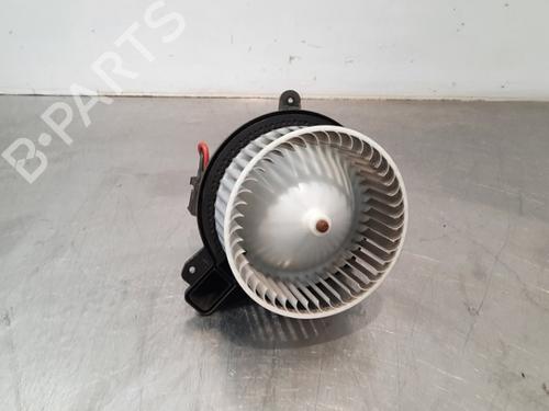 Used Heater blower motor VW POLO VI (AW1, BZ1, AE1) 1.6 TDI (80 hp) 15029939
