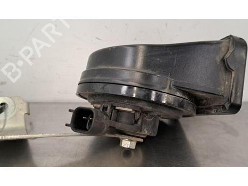 horn-alfa-romeo-stelvio-949_-2016-32820483 main image