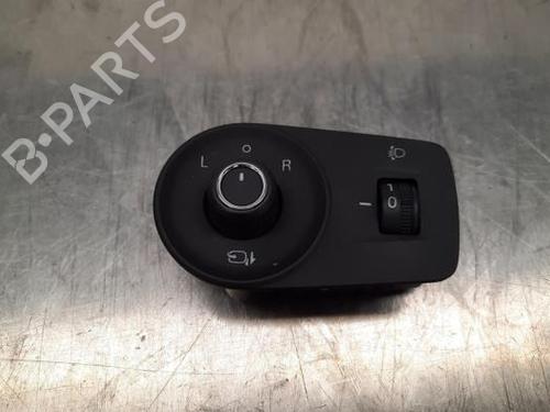Used Mirror switch MG MG 4 (EH32) EV (170 hp) 23600348