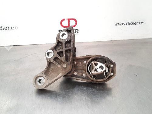 Used Engine mount FORD FIESTA VII (HJ, HF) 1.0 EcoBoost (95 hp) 10889884