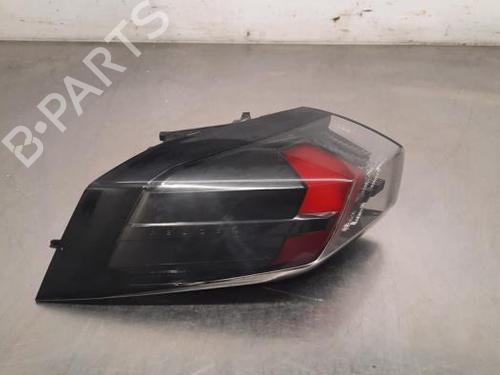 Farolim esquerdo Farolim esquerdo PEUGEOT 2008 II (UD_, US_, UY_, UJ_, UR_, UC_) 1.5 BlueHDI 100 (102 hp) 34198743 34198743