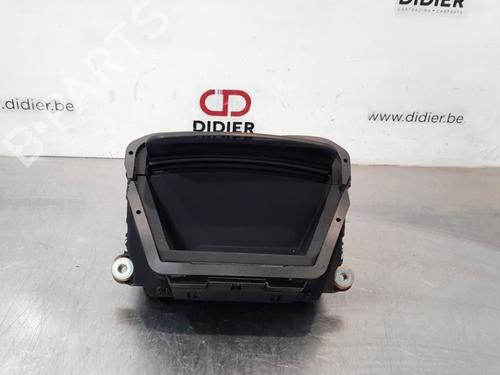Used Display monitor BMW 5 (F10) 518 d (150 hp) 15022645