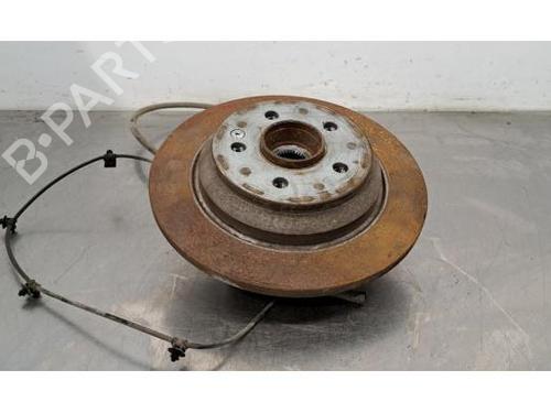 Used Right rear steering knuckle MERCEDES-BENZ VITO Van (W447) 114 CDI (447.601, 447.603, 447.605) (136 hp) 23639186