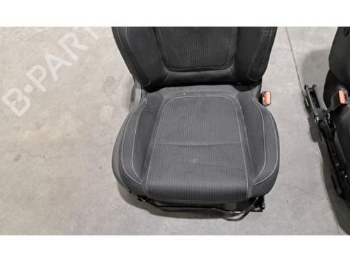 Setesett RENAULT MEGANE IV Hatchback (B9A/M/N_) 1.6 E-TECH 160 (B9NH) | BP29871941C78
