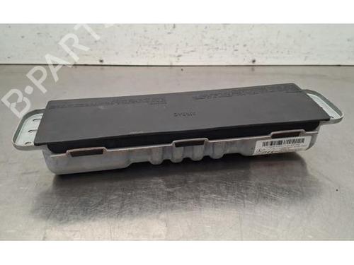 Used Knee airbag Knee airbag 39064696 39064696