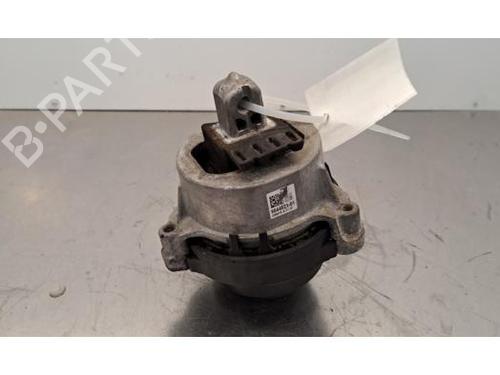 Used Engine mount BMW X5 (G05, F95) xDrive 25 d (231 hp) 30331622