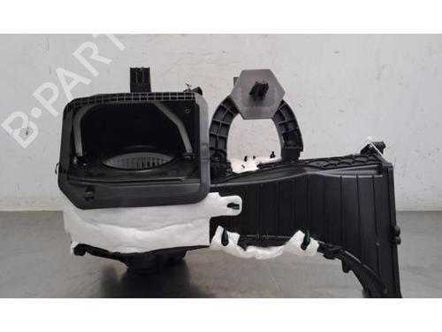Used Heater matrix box Heater matrix box PEUGEOT 3008 III (KA_, KB_, KC_) e-210 (KCZKZX) (213 hp) 36366417 36366417