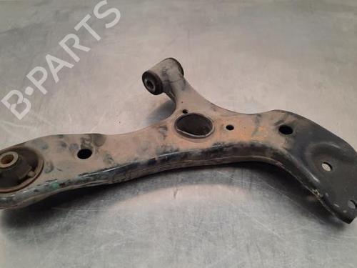 Right front suspension arm TOYOTA AURIS Estate (_E18_) 1.3 Dual-VVTi (NRE180_) | BP23599712M13