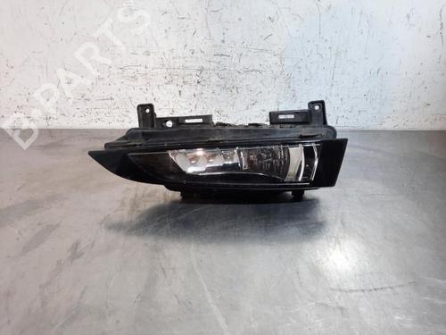 Nebelscheinwerfer rechts für SKODA SCALA (NW1) 1.0 TSI (110 hp) 31633985