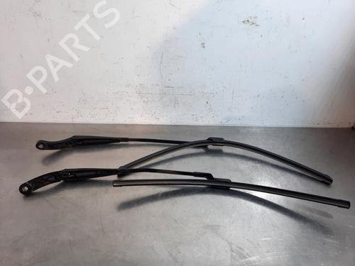 Front windshield wiper arm OPEL ASTRA K Sports Tourer (B16) 1.6 CDTi (35) | BP23586523C143 