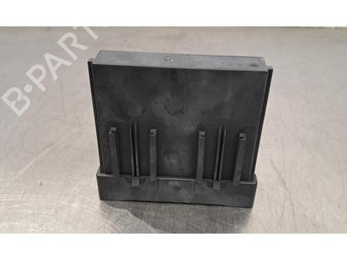Used Electronic module Electronic module PEUGEOT 308 SW III (FC_, FJ_, FR_, F4_, FN_) BlueHDi 130 (FCYHZL, FCYHZT) (131 hp) 32632909 32632909