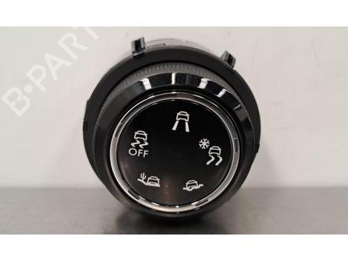 Used Switch PEUGEOT 3008 II SUV (MC_, MR_, MJ_, M4_) 1.5 BlueHDi 130 (131 hp) 30187338