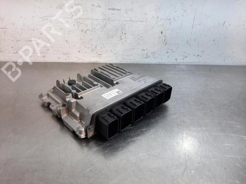 Used Engine control unit (ECU) BMW X1 (F48) sDrive 18 d (150 hp) 23585385