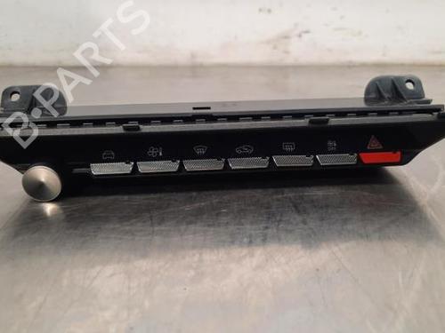 Used Climate control PEUGEOT 308 SW III (FC_, FJ_, FR_, F4_, FN_) BlueHDi 130 (FCYHZL, FCYHZT) (131 hp) 23634223