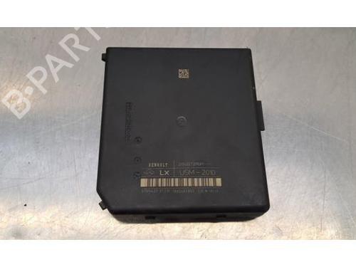 Fuse box RENAULT MASTER III Van (FV) 2.3 dCi 135 FWD (FV0N, FV08, FV06, FV00, FV1S) | BP31273425E1 