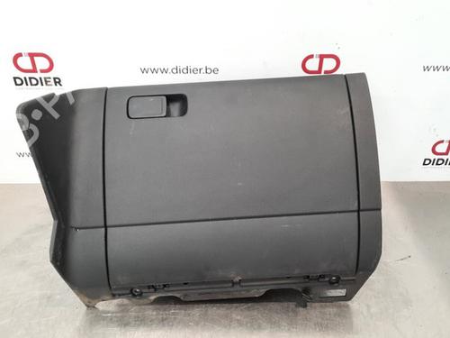 Used Glove box VW GOLF VII (5G1, BQ1, BE1, BE2) 1.4 TSI (125 hp) 10896737