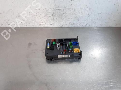 Used Fuse box PEUGEOT 308 II (LB_, LP_, LW_, LH_, L3_) 1.6 BlueHDi 120 (120 hp) 29468049