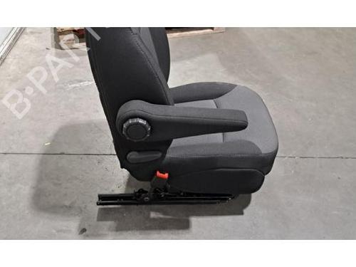 Left front seat RENAULT TRAFIC III Van (FG_) 2.0 dCi 130 (FGMY) | BP30691003C15 