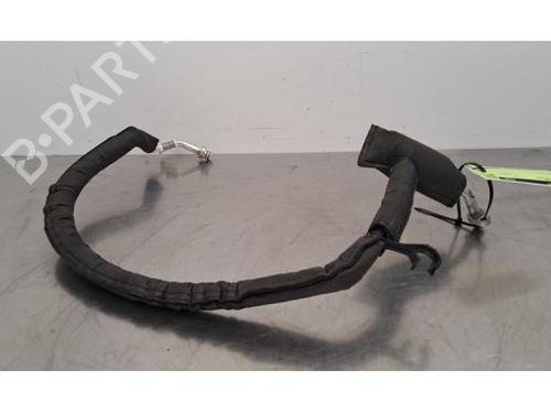 Used AC pipe PEUGEOT 308 III (FB_, FH_, FP_, F3_, FM_) e-308 (FMZKWZ) (156 hp) 28014215