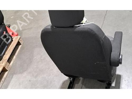 Left front seat RENAULT TRAFIC III Van (FG_) 2.0 dCi 130 (FGMY) | BP30691003C15 