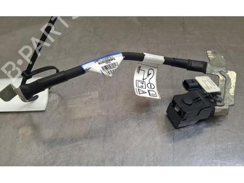 Used Electronic sensor Electronic sensor RENAULT CAPTUR II (HF_) TCe 90 (HFM6) (91 hp) 40065688 40065688