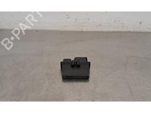 Used Control unit AUDI A3 Limousine (8YS, 8YM) 30 TDI (116 hp) 29703577