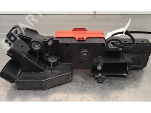 fuse-box-land-rover-defender-station-wagon-l663-2019-40517630 main image