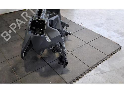 Dashboard PEUGEOT 308 III (FB_, FH_, FP_, F3_, FM_) e-308 (FMZKWZ) | BP28483807C46 