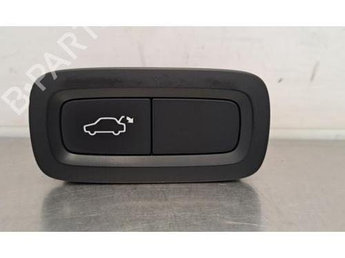 Used Switch VOLVO V60 II (225) D3 (150 hp) 29521969