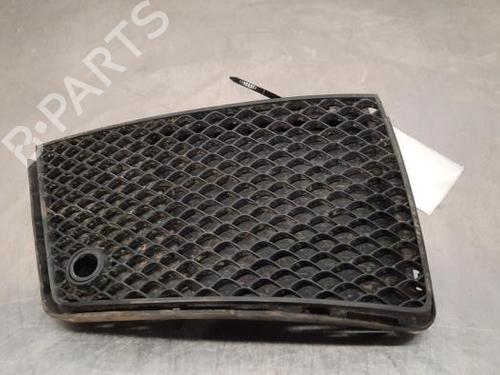 Used Grille MERCEDES-BENZ GL-CLASS (X166) GL 350 CDI / BlueTec 4-matic (166.823, 166.824) (258 hp) 23630663