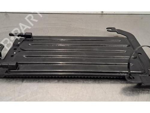 Used Oil radiator Oil radiator NISSAN NV300 Van (X82) 1.6 dci 125 (125 hp) 40202394 40202394