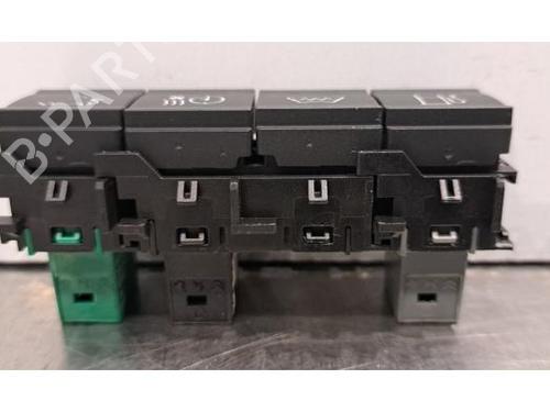 Switch DS DS 7 Crossback (J4_, JR_, JC_) E-TENSE 4x4 (J45GBU) | BP30473217I30