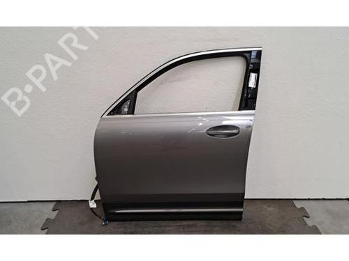 left-front-door-mercedes-benz-glb-x247-2019-39153629 main image