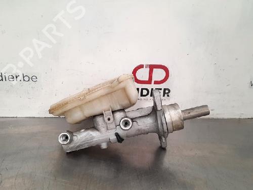 Used Brake master cylinder RENAULT TRAFIC III Van (FG_) 1.6 dCi 125 (FGMH) (125 hp) 10812544