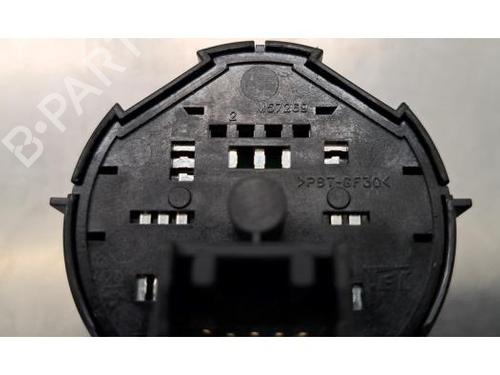 Switch TOYOTA HILUX VIII Pickup (_N1_) 2.8 TD 4WD (GUN126) | BP29389137I30 