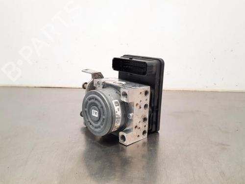 Used ABS pump MERCEDES-BENZ GLC (X253) 220 d 4-matic (253.905, 253.903) (163 hp) 23584463
