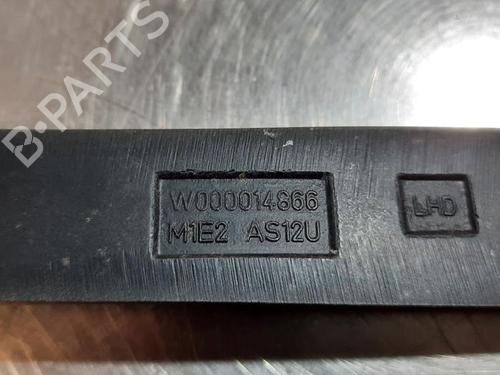 Front windshield wiper arm NISSAN JUKE (F15) 1.6 DIG-T NISMO | BP23598929C143 