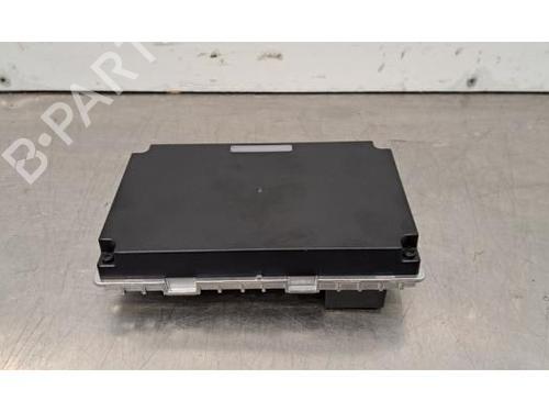 Used Electronic module Electronic module PEUGEOT 3008 III (KA_, KB_, KC_) Hybrid 136 (KAHPYE) (136 hp) 30530611 30530611
