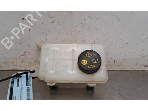 brake-fluid-reservoir-renault-trafic-iii-van-fg_-2014-36004987 main image