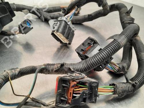 Fuse box FORD TRANSIT V363 Van (FCD, FDD) 2.2 TDCi | BP23616934E1 
