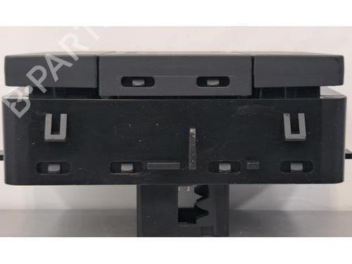 Gear lever PEUGEOT 2008 II (UD_, US_, UY_, UJ_, UR_, UC_) 1.2 PureTech 130 (USHNS, URHNS) | BP27267489M90