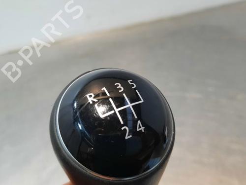 Used Gear lever VW POLO VI (AW1, BZ1, AE1) 1.0 TSI (95 hp) 11728882