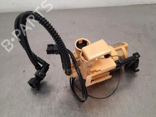 Fuel pump MERCEDES-BENZ C-CLASS (W205) C 200 d (205.007) | BP23580209M76