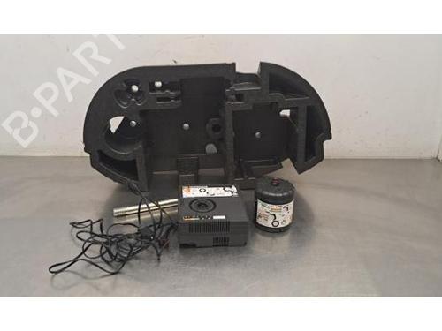 Used Jack Kit Jack Kit CITROËN C3 IV (CC_, CB_) ë-C3 (CBZYAZ) (113 hp) 33859647 33859647