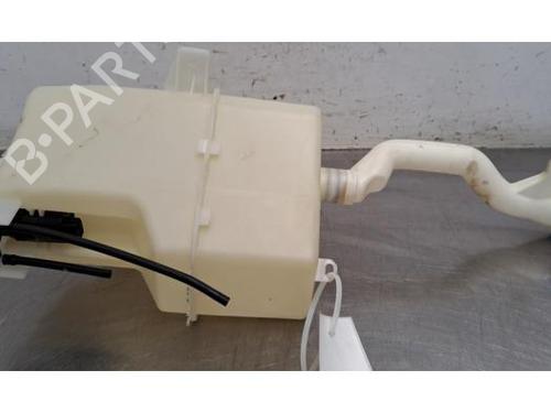 Used Windscreen washer tank Windscreen washer tank 37091799 37091799