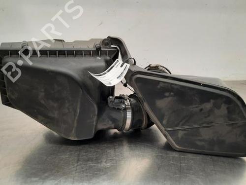 Used Air filter box BMW 5 Touring (G31) 530 e Plug-in-Hybrid (292 hp) 23622688